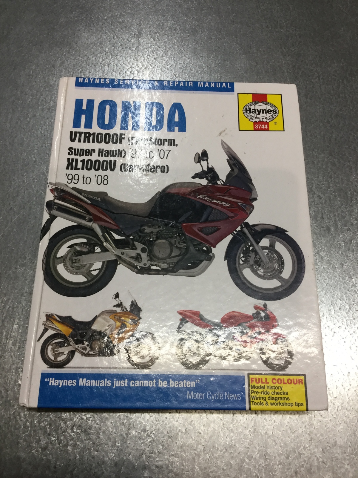 車・バイク・自転車HONDA VTR1000F SUPER HAWK サービスマニュアル 英語版