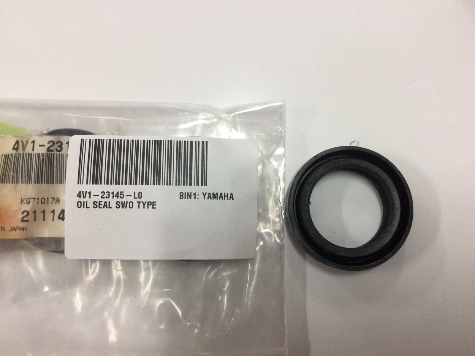 Fork Seal Yamaha 30x42x11 4V123145L0