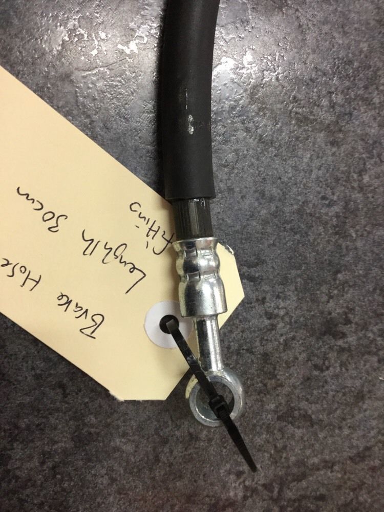 brake hose fitted 30 cm long fitting 3/84 universal