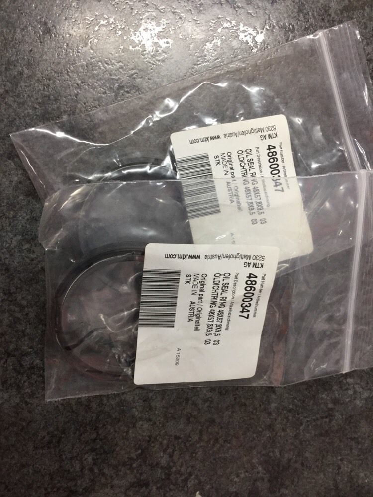 fork seal pair ktm sx/exc 0815 48600347 KTM