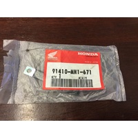 Honda XR650R '00-06' Air Box Clip 2x70 #91410-MN1-671
