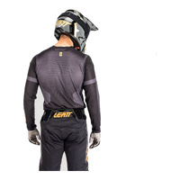 Leatt 2025 5.5 UltraWeld Jersey - Stealth (2XL/US46/EU56)