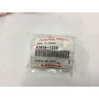 Sleeve Rear Axle , L=32mm Kawasaki KR250 (KR1S) 91 #42036-1228