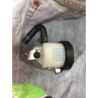 suzuki universal brake reservoir 