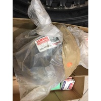 yamaha dt125/175 xt125/200/250/550 headlight shell 3j0-84130-60