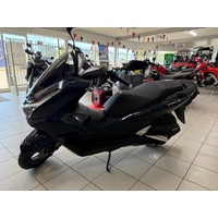 Honda PCX150 Scooter