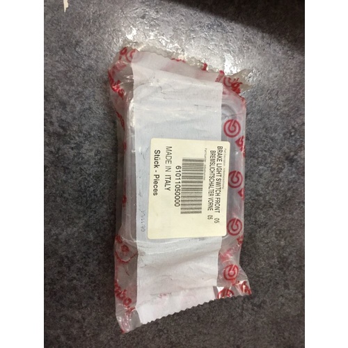 ktm brake light switch front 6101105000 KTM